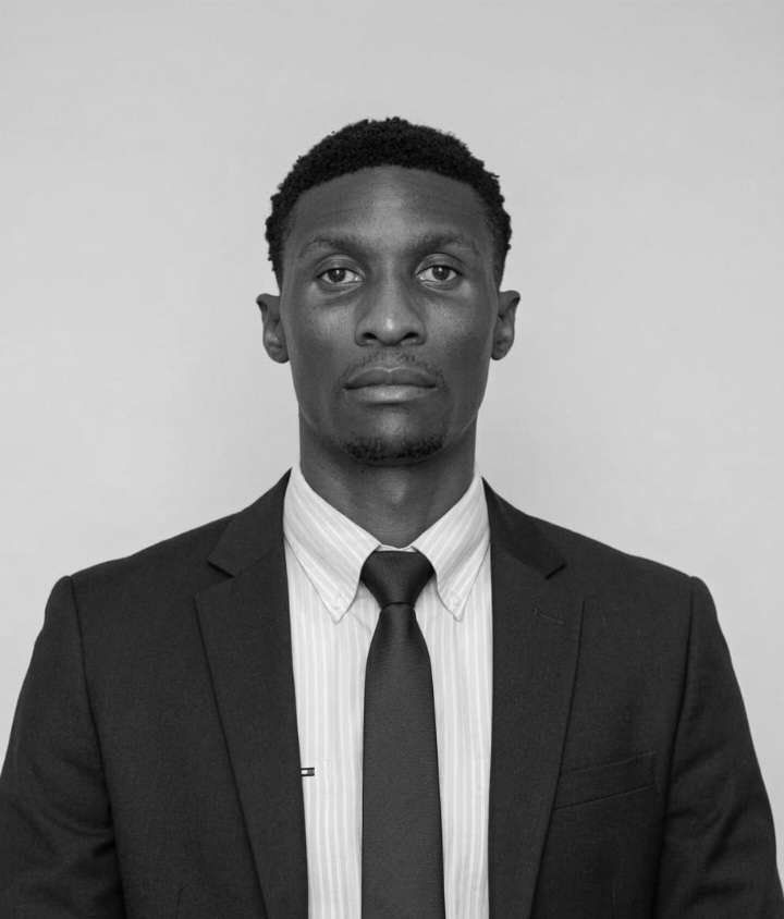 Mark Dasihit, portrait, black and white